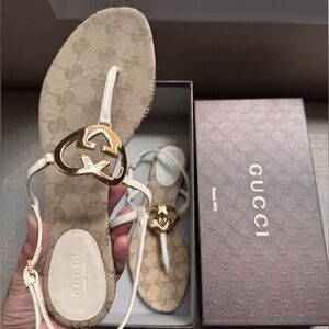 Gucci Beige and Cream Sandals with Gold Accent